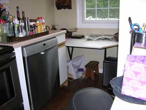 another view of choppy closed-off room