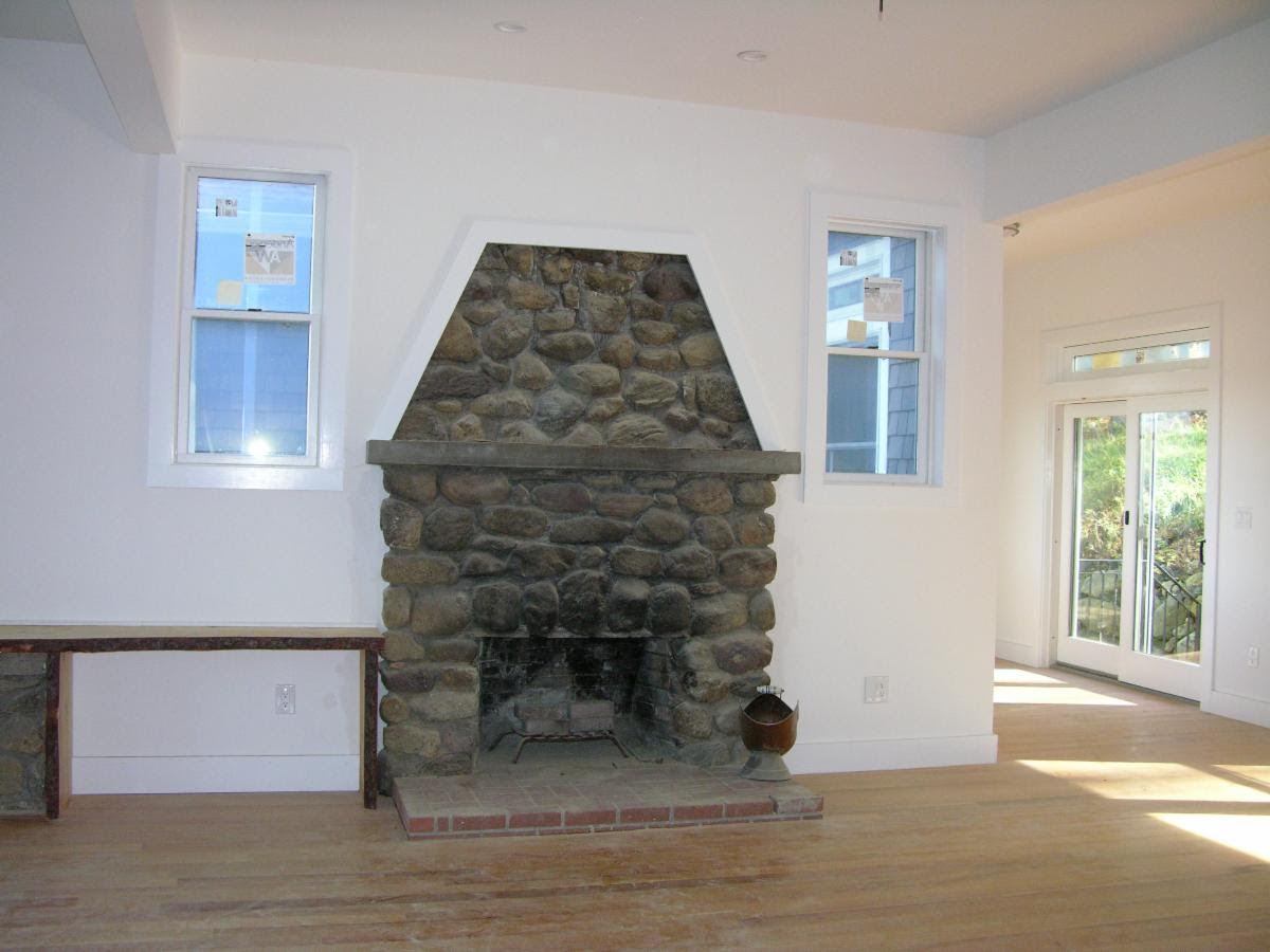 view of the focal fireplace