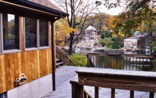 Always a view to the lake