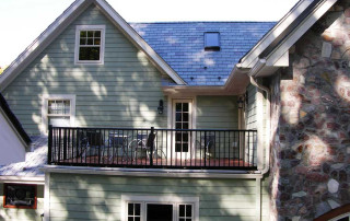 Master Bedroom Roof Balcony overlooking pool area