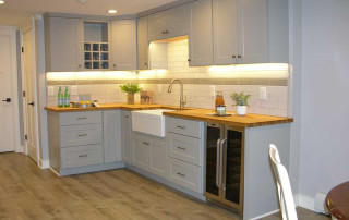Special Features - Kitchens and Kitchenettes