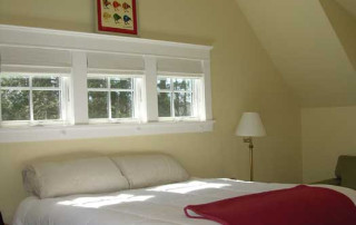 Special Features - Vaulted Ceilings