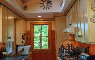 Special Features - Vaulted Ceilings