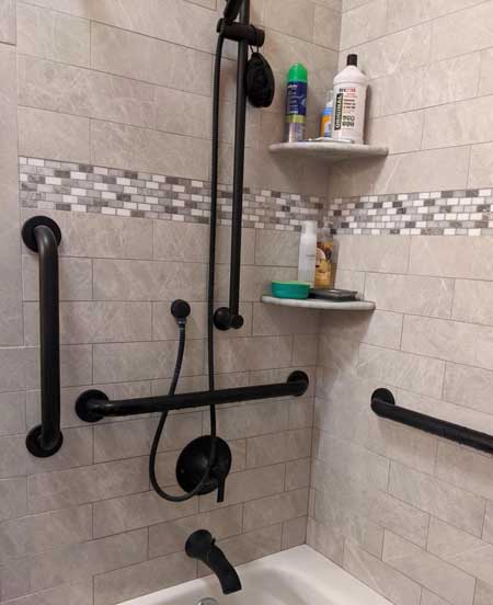 multiple-grab-bars Multiple grab bars for safety