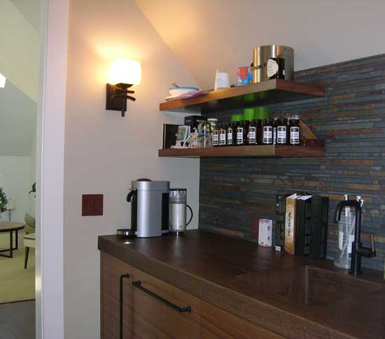 bar/coffee area