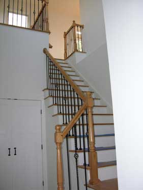stairway down to in-law suite